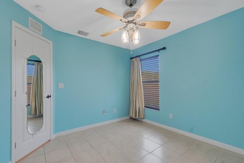 Villa ou maison à louer à Sebastian, Floride: 3 chambres, 153.57 m2 № 2388459 - photo 22