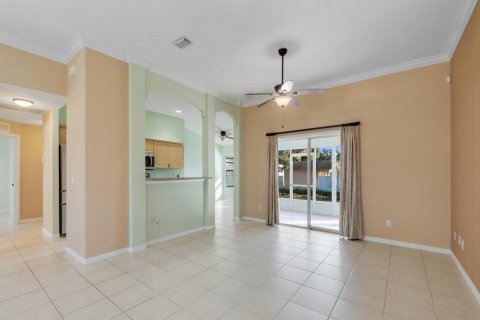 Villa ou maison à louer à Sebastian, Floride: 3 chambres, 153.57 m2 № 2388459 - photo 5