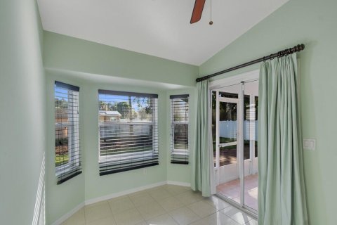 Villa ou maison à louer à Sebastian, Floride: 3 chambres, 153.57 m2 № 2388459 - photo 11