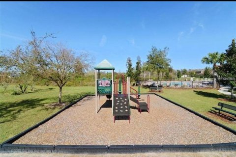 Casa en alquiler en Kissimmee, Florida, 4 dormitorios, 156.17 m2 № 1904188 - foto 10