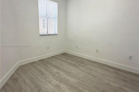 Touwnhouse à vendre à Pembroke Pines, Floride: 3 chambres, 149.85 m2 № 2181081 - photo 27