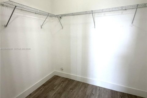 Touwnhouse à vendre à Pembroke Pines, Floride: 3 chambres, 149.85 m2 № 2181081 - photo 25