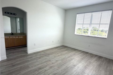Touwnhouse à vendre à Pembroke Pines, Floride: 3 chambres, 149.85 m2 № 2181081 - photo 21