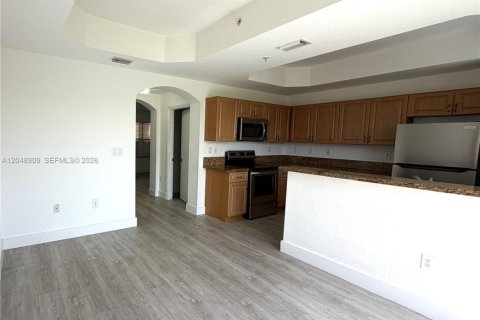 Touwnhouse à vendre à Pembroke Pines, Floride: 3 chambres, 149.85 m2 № 2181081 - photo 12