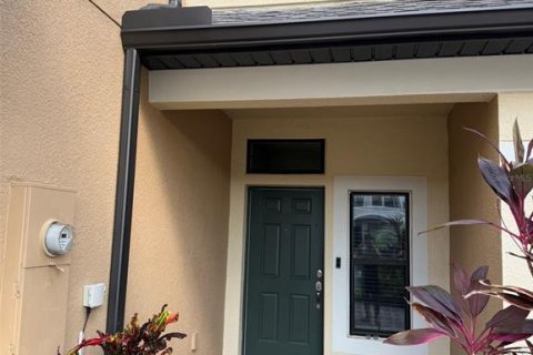Townhouse in Wesley Chapel, Florida 3 bedrooms, 152.08 sq.m. № 1853410 - photo 3