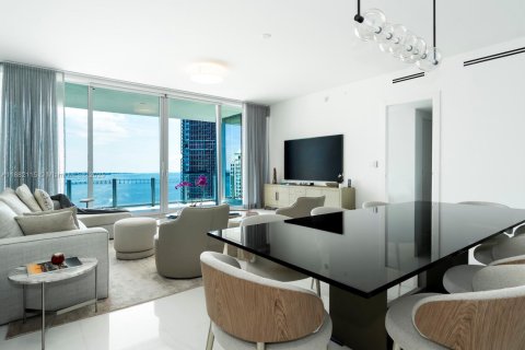 Condo in Miami, Florida, 3 bedrooms  № 1933189 - photo 6