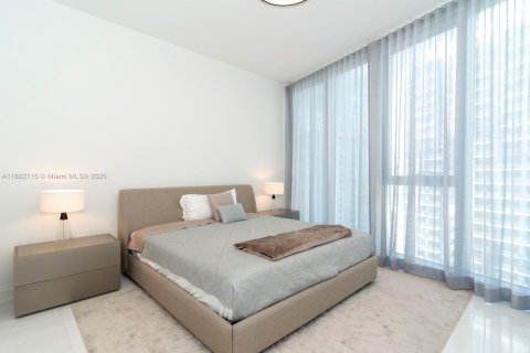 Condo in Miami, Florida, 3 bedrooms  № 1933189 - photo 23