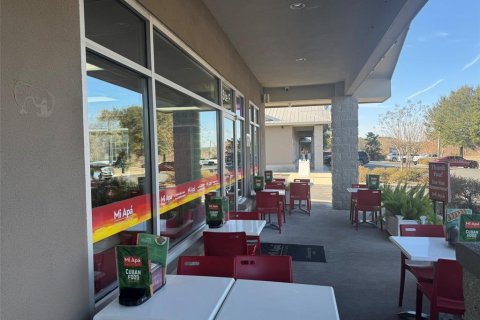 Propiedad comercial en alquiler en Alachua, Florida, 150.5 m2 № 1535869 - foto 2