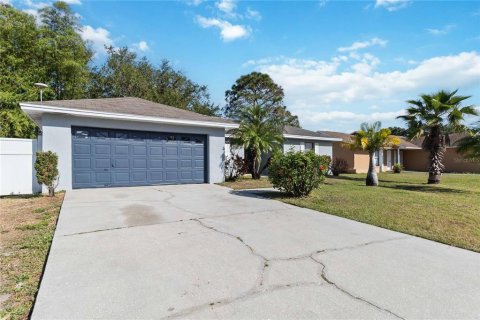 Casa en venta en Kissimmee, Florida, 3 dormitorios, 107.49 m2 № 1644322 - foto 3