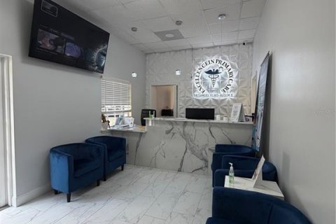 Immobilier commercial à Ocoee, Floride 139.35 m2 № 2139762