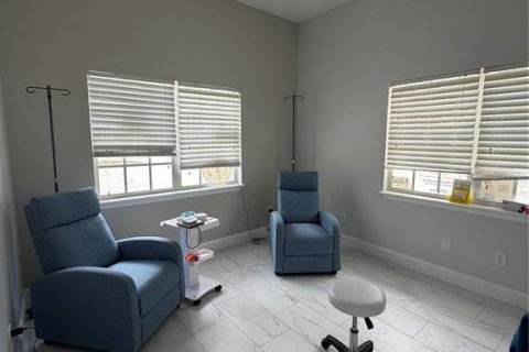 Immobilier commercial à louer à Ocoee, Floride: 139.35 m2 № 2139762 - photo 4