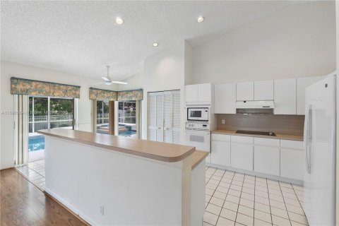 Casa en venta en Sunrise, Florida, 4 dormitorios, 254.37 m2 № 1947196 - foto 16