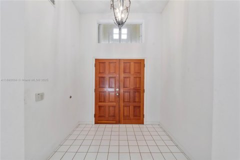 Casa en venta en Sunrise, Florida, 4 dormitorios, 254.37 m2 № 1947196 - foto 8