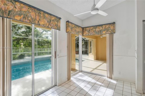 Casa en venta en Sunrise, Florida, 4 dormitorios, 254.37 m2 № 1947196 - foto 21