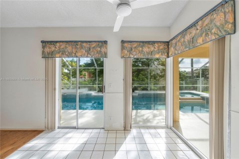 Casa en venta en Sunrise, Florida, 4 dormitorios, 254.37 m2 № 1947196 - foto 20