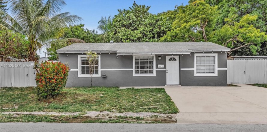 Casa en Hollywood, Florida 3 dormitorios, 120.68 m2 № 1984264