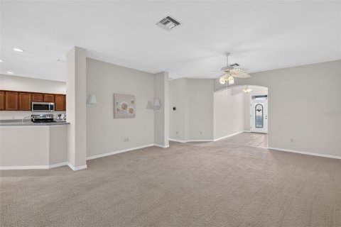 Villa ou maison à vendre à The Villages, Floride: 3 chambres, 187.85 m2 № 2288105 - photo 7