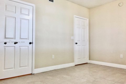 Condominio en alquiler en Miramar, Florida, 1 dormitorio, 78.97 m2 № 2045188 - foto 16