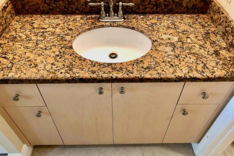 Condominio en alquiler en Miramar, Florida, 1 dormitorio, 78.97 m2 № 2045188 - foto 27