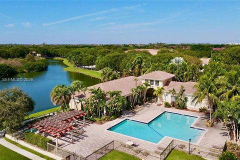 Condominio en alquiler en Miramar, Florida, 1 dormitorio, 78.97 m2 № 2045188 - foto 11