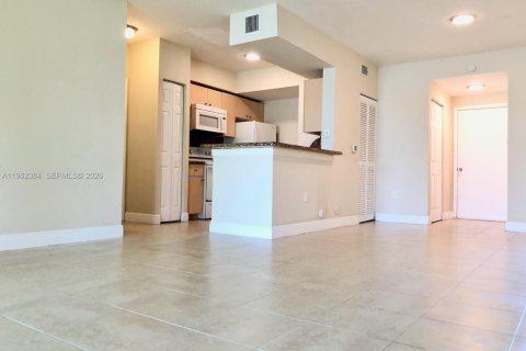 Condominio en alquiler en Miramar, Florida, 1 dormitorio, 78.97 m2 № 2045188 - foto 8