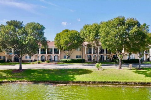 Condominio en alquiler en Miramar, Florida, 1 dormitorio, 78.97 m2 № 2045188 - foto 14