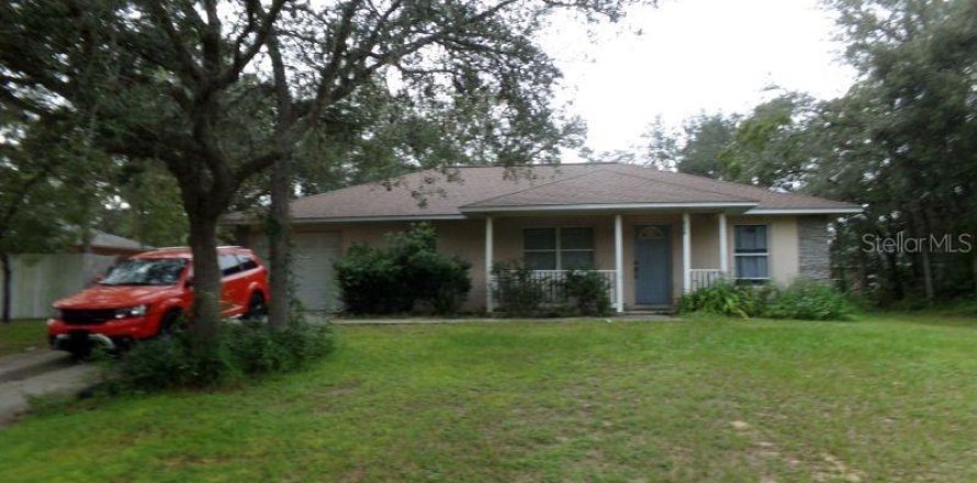 Villa ou maison à Citrus Springs, Floride 3 chambres, 134.52 m2 № 1902443