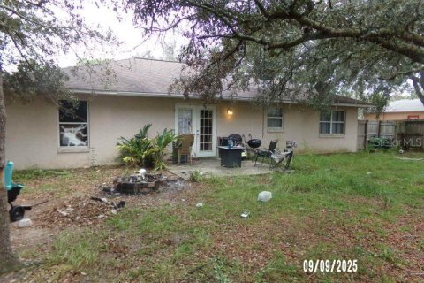 House in Citrus Springs, Florida 3 bedrooms, 134.52 sq.m. № 1902443 - photo 2