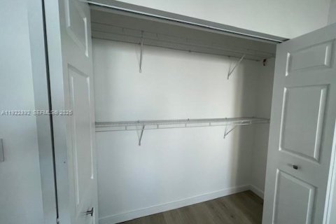 Copropriété à louer à Miami, Floride: 1 chambre, 70.61 m2 № 1976727 - photo 6