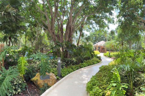 Condo in Miami, Florida, 2 bedrooms  № 2033889 - photo 22