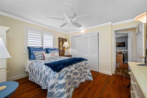 House in Dunedin, Florida 3 bedrooms, 142.88 sq.m. № 1816640 - photo 30