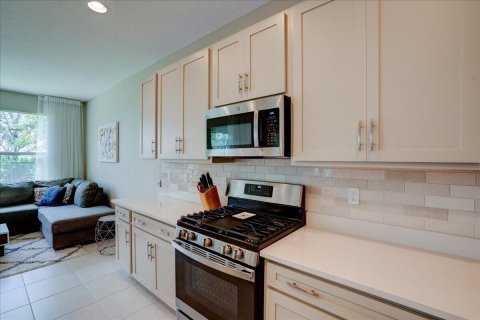 Casa en venta en Port St. Lucie, Florida, 3 dormitorios, 191.75 m2 № 2087389 - foto 23