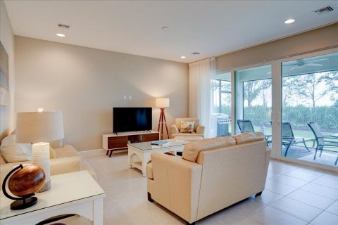 Casa en venta en Port St. Lucie, Florida, 3 dormitorios, 191.75 m2 № 2087389 - foto 10