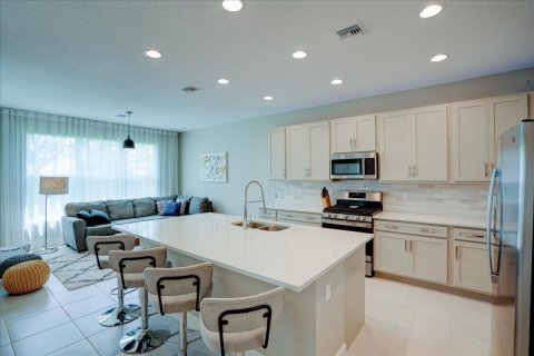 Casa en venta en Port St. Lucie, Florida, 3 dormitorios, 191.75 m2 № 2087389 - foto 16