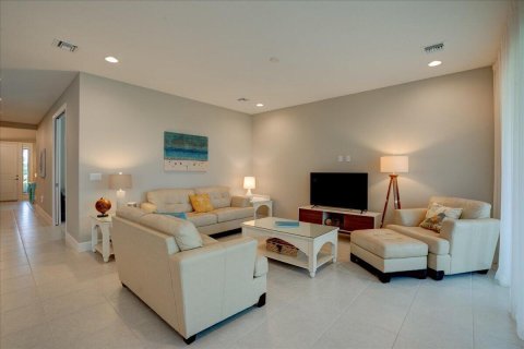 Casa en venta en Port St. Lucie, Florida, 3 dormitorios, 191.75 m2 № 2087389 - foto 11