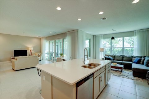Casa en venta en Port St. Lucie, Florida, 3 dormitorios, 191.75 m2 № 2087389 - foto 18