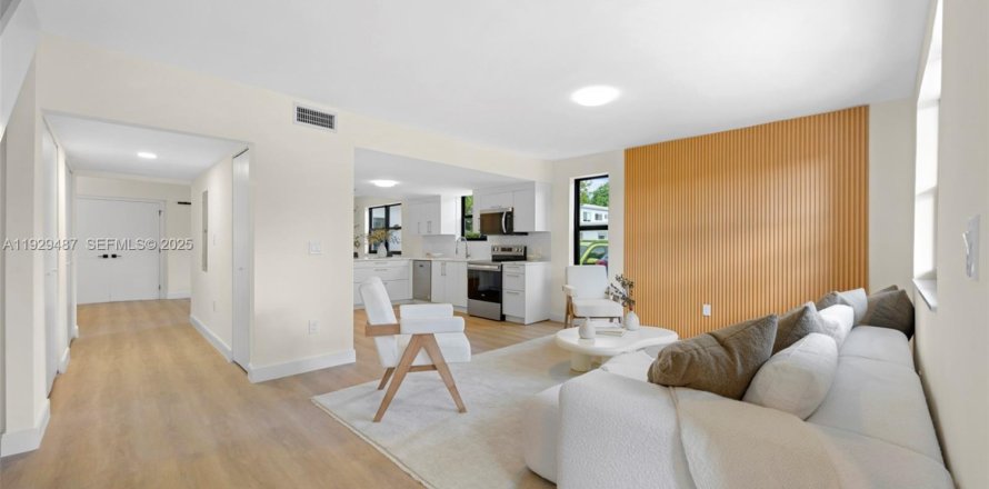 Таунхаус в Майами-Бич, Флорида 4 спальни, 169.08м2 № 1989373