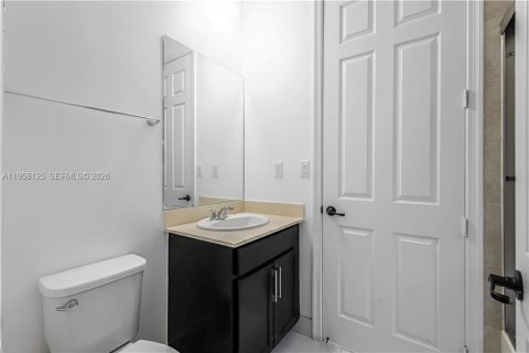 House in Ave Maria, Florida 4 bedrooms № 2430155 - photo 10