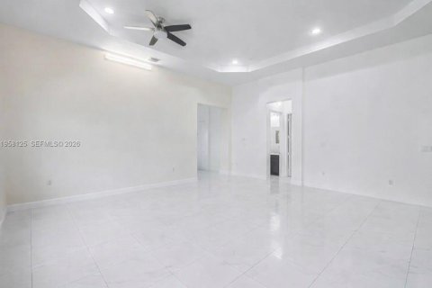House in Ave Maria, Florida 4 bedrooms № 2430155 - photo 14