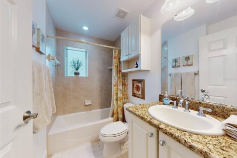 Condo in New Smyrna Beach, Florida, 3 bedrooms  № 2227062 - photo 17