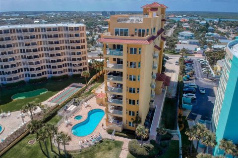 Condo in New Smyrna Beach, Florida, 3 bedrooms  № 2227062 - photo 7