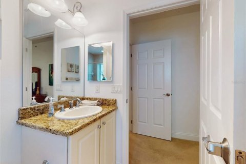Condo in New Smyrna Beach, Florida, 3 bedrooms  № 2227062 - photo 19