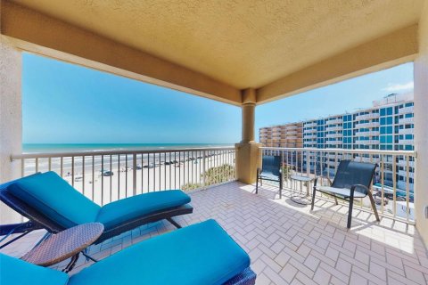 Condo in New Smyrna Beach, Florida, 3 bedrooms  № 2227062 - photo 5