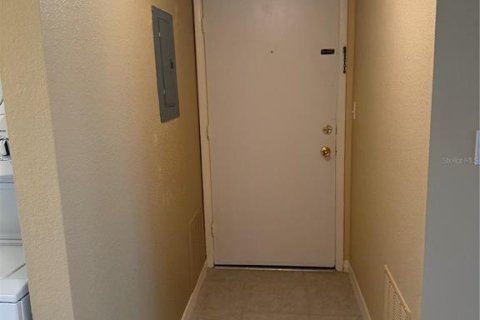 Condo in Rotonda, Florida, 2 bedrooms  № 2155801 - photo 3