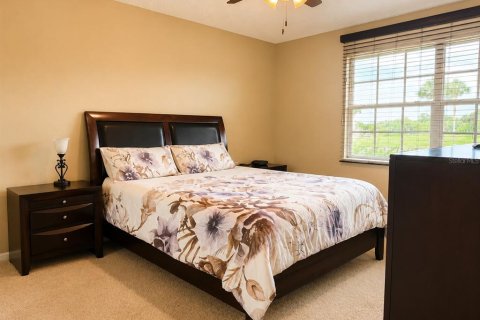 Condo in Rotonda, Florida, 2 bedrooms  № 2155801 - photo 18
