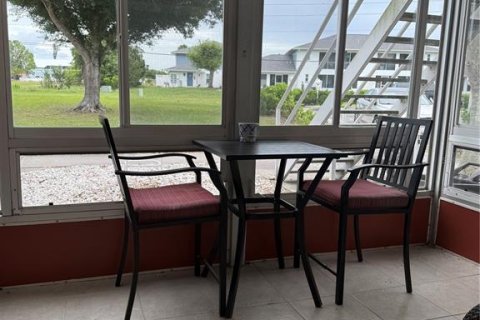 Condo in Rotonda, Florida, 2 bedrooms  № 2155801 - photo 27