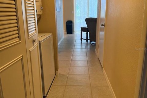 Condo in Rotonda, Florida, 2 bedrooms  № 2155801 - photo 17