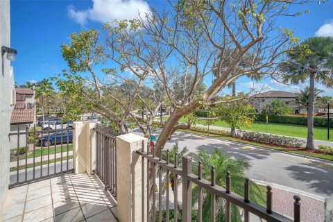 Townhouse in Homestead, Florida 3 bedrooms, 153.85 sq.m. № 2043714 - photo 28