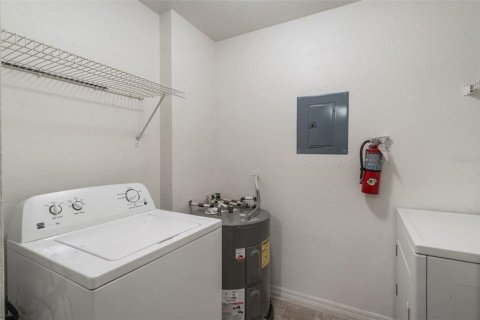 Copropriété à vendre à Orlando, Floride: 2 chambres, 93.18 m2 № 1685369 - photo 10