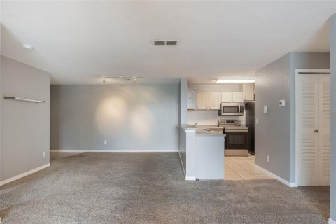 Copropriété à vendre à Orlando, Floride: 2 chambres, 93.18 m2 № 1685369 - photo 7